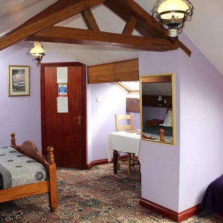 Peakdale Lodge Glossop Eksteriør bilde