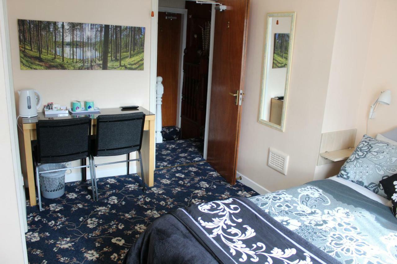 Peakdale Lodge Glossop Eksteriør bilde