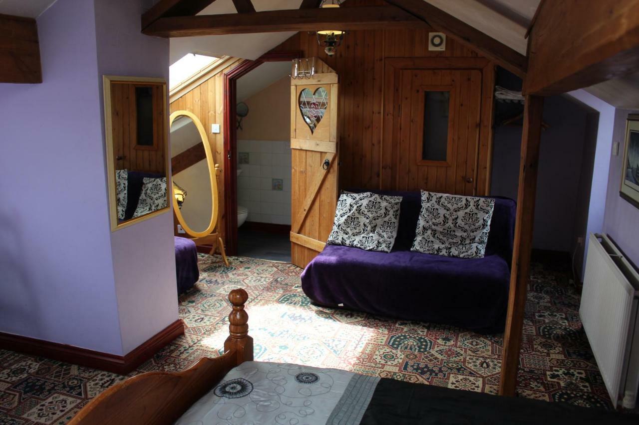 Peakdale Lodge Glossop Eksteriør bilde